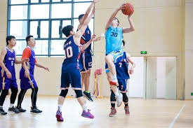 2025 赛季回顾：保罗·斯肯斯凭借单季 230 次三振，被媒体评为“自斯特拉斯堡后最强新秀”